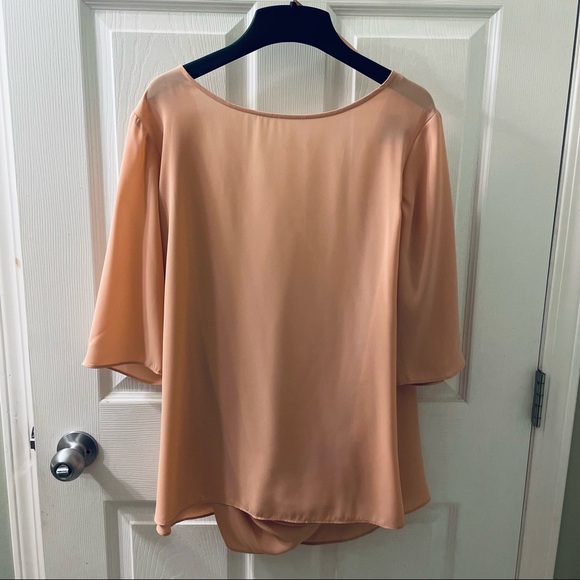 Banana Republic Blush Open Back Shortsleeved Blouse - Picture 1 of 3